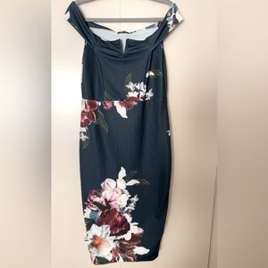 Off the shoulder Midi Dress